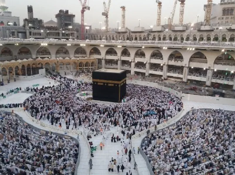 10 Nights 4 Star Special December Umrah Package