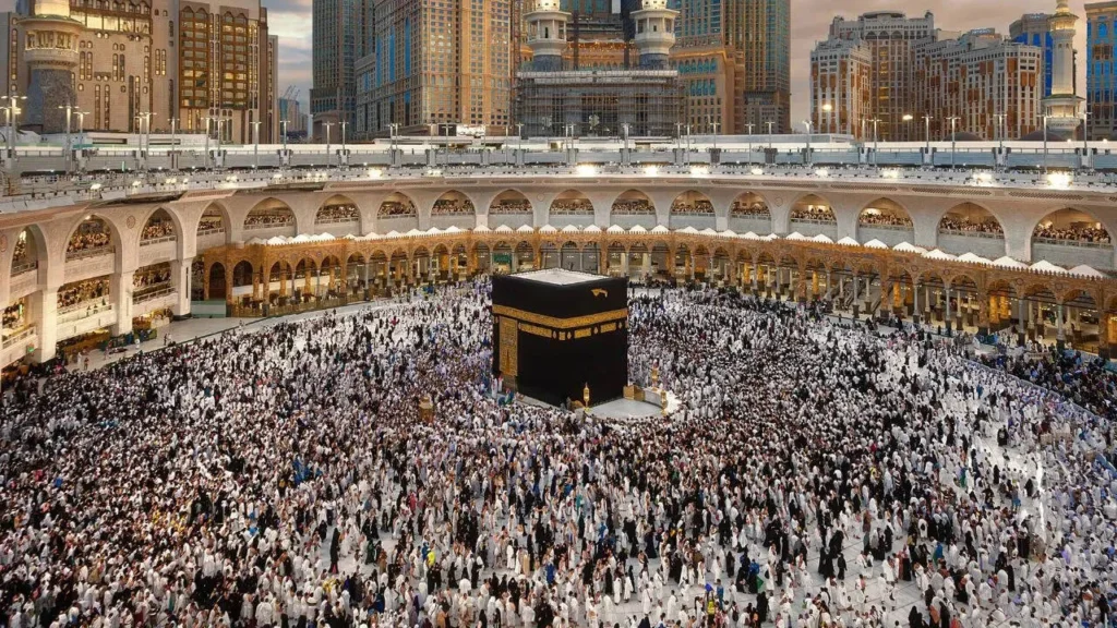 7 Nights 3 Star Leicester Umrah Package